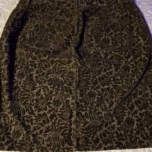 Venezia blue jean skirt with black design - Picture 2 of 5